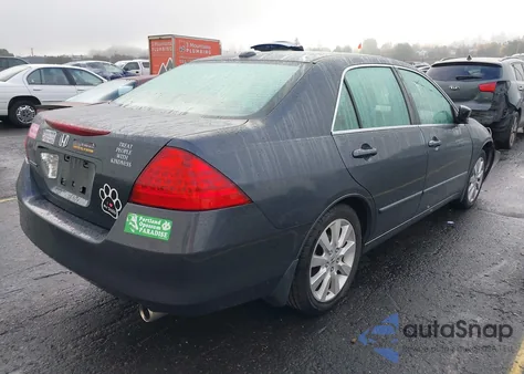 2007 Honda Accord 3.0 Ex z USA, uszkodzony, nr VIN 1HGCM665X7A088875